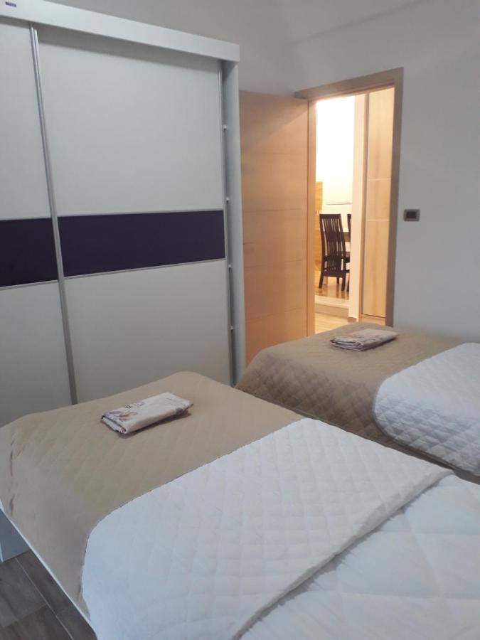 Apartmani Andrea Herceg Novi Buitenkant foto